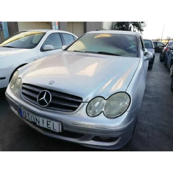 MERCEDES CLASE CLK (W209) COUPE '2008 220 CDI (209.308) GRIS