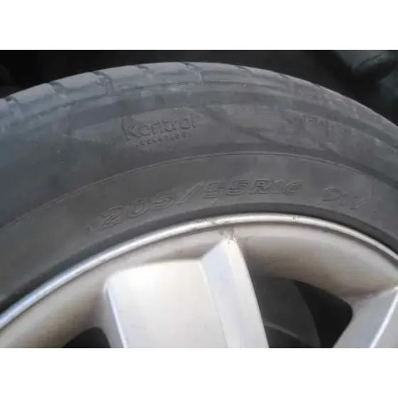 RENAULT MEGANE II CLASSIC BERLINA '2003 CONFORT AUTHENTIQUE PLATA
