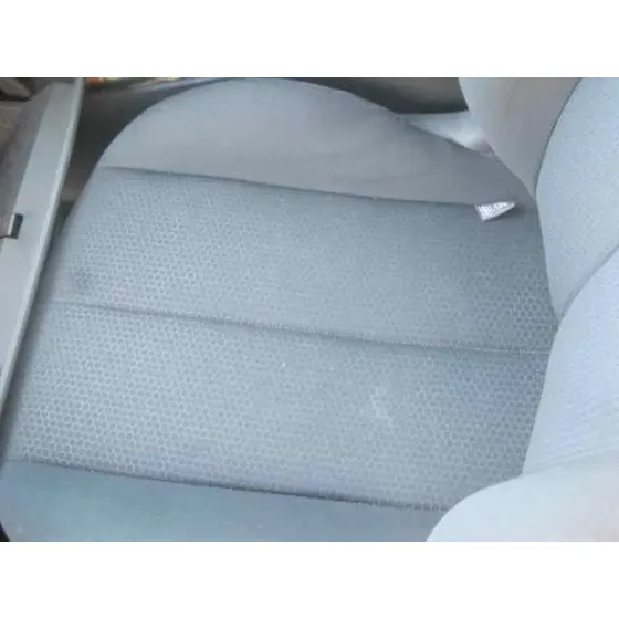 RENAULT MEGANE II CLASSIC BERLINA '2003 CONFORT AUTHENTIQUE PLATA