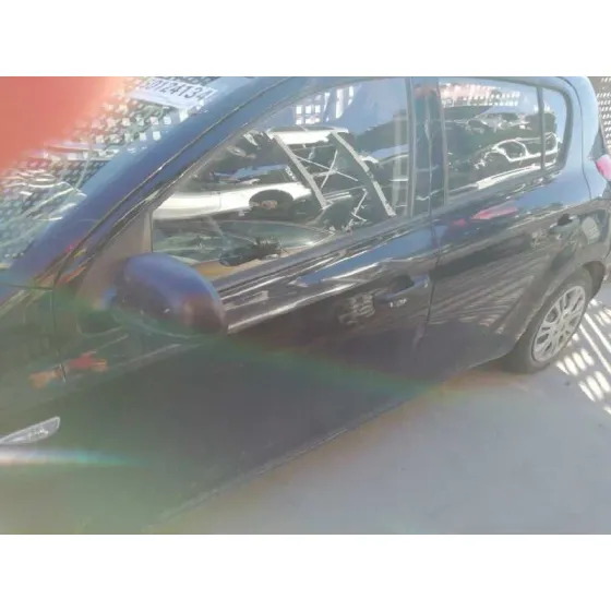 HYUNDAI I20 '2012 CLASSIC NEGRO