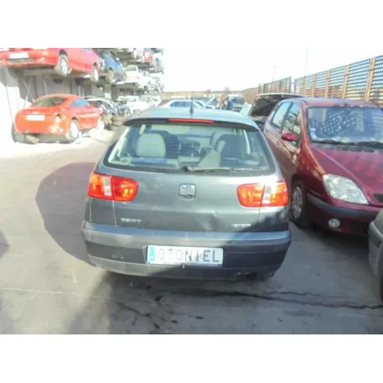 SEAT IBIZA (6K1) '2001 SELECT AZUL