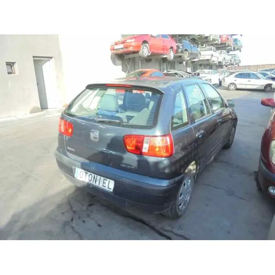 SEAT IBIZA (6K1) '2001 SELECT AZUL