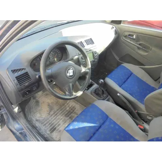 SEAT IBIZA (6K1) '2001 SELECT AZUL