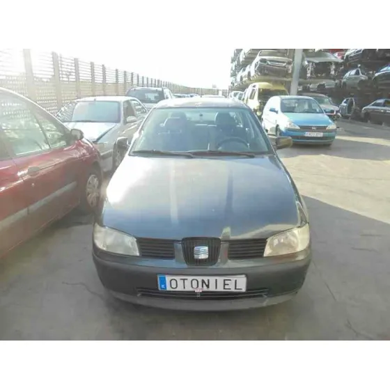 SEAT IBIZA (6K1) '2001 SELECT AZUL