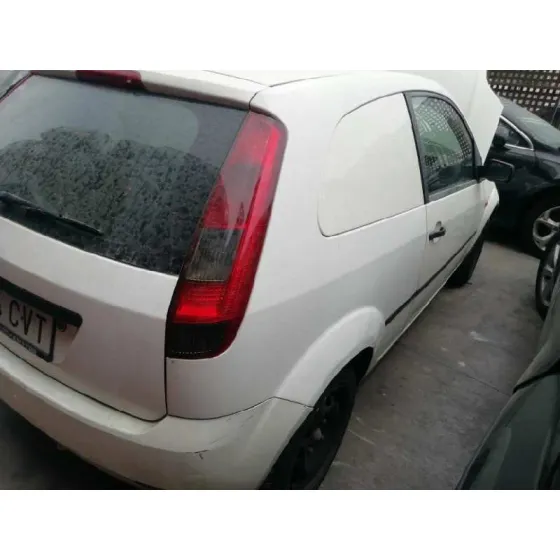 FORD FIESTA (CBK) '2004 AMBIENTE BLANCO