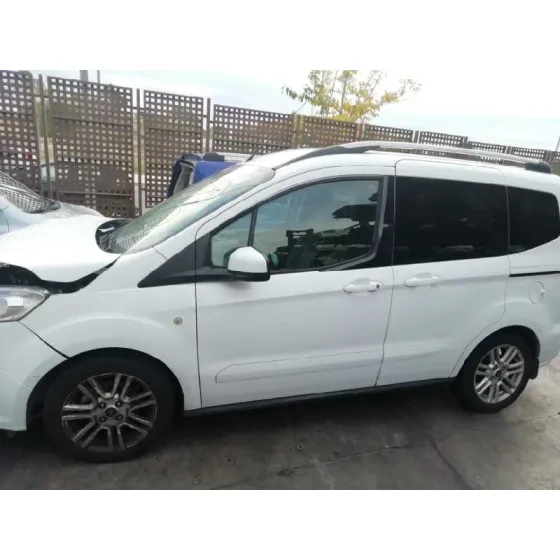 FORD TOURNEO COURIER (C4A) '2017 TITANIUM BLANCO