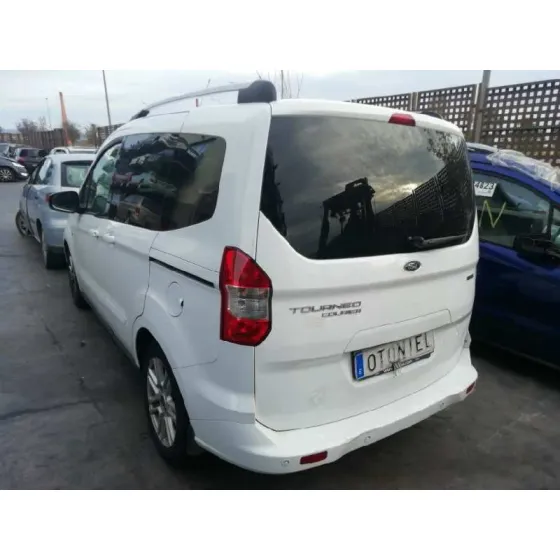 FORD TOURNEO COURIER (C4A) '2017 TITANIUM BLANCO
