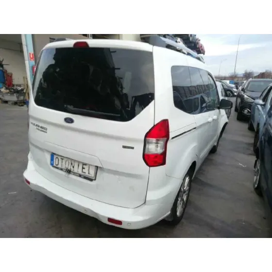 FORD TOURNEO COURIER (C4A) '2017 TITANIUM BLANCO