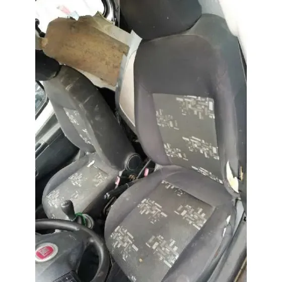 FIAT FIORINO '2013 BASICO FAMILIAR GRIS