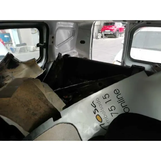 FIAT FIORINO '2013 BASICO FAMILIAR GRIS