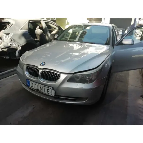 BMW SERIE 5 TOURING (E61) '2008 525D GRIS