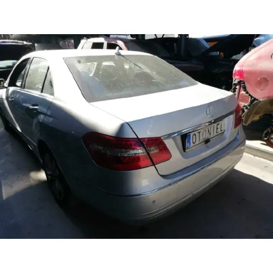 MERCEDES CLASE E (W212) LIM. '2010 2.1 CDI CAT GRIS PLATA