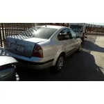 VOLKSWAGEN PASSAT BERLINA (3B3) VOLKSWAGEN PASSAT BERLINA (3B3) '2001 1.9 TDI PLATA 2000