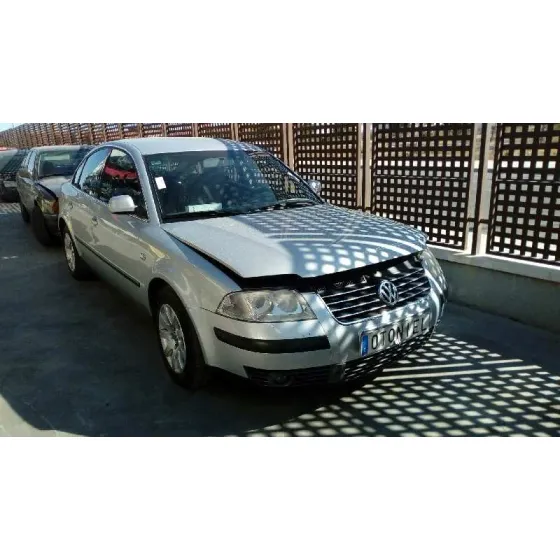 VOLKSWAGEN PASSAT BERLINA (3B3) '2001 1.9 TDI PLATA