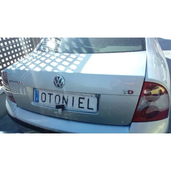VOLKSWAGEN PASSAT BERLINA (3B3) '2001 1.9 TDI PLATA