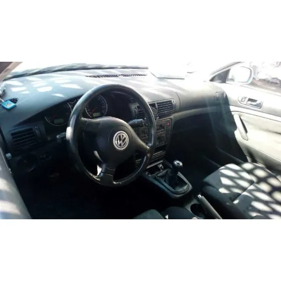 VOLKSWAGEN PASSAT BERLINA (3B3) '2001 1.9 TDI PLATA