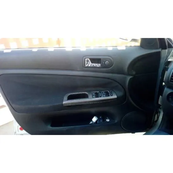VOLKSWAGEN PASSAT BERLINA (3B3) '2001 1.9 TDI PLATA
