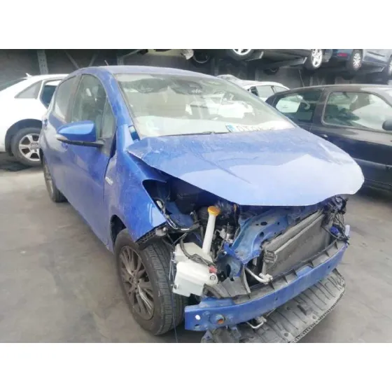 TOYOTA YARIS '2019 HYBRID ACTIVE AZUL
