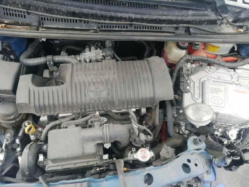 TOYOTA YARIS '2019 HYBRID ACTIVE AZUL