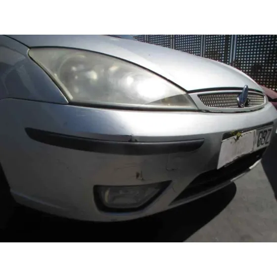 FORD FOCUS BERLINA (CAK) '2004 AMBIENTE GRIS