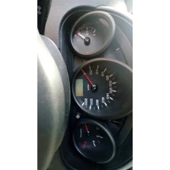 MITSUBISHI COLT BERLINA 5 (Z30A) '2005 1.3 INFORM (D) ROJO