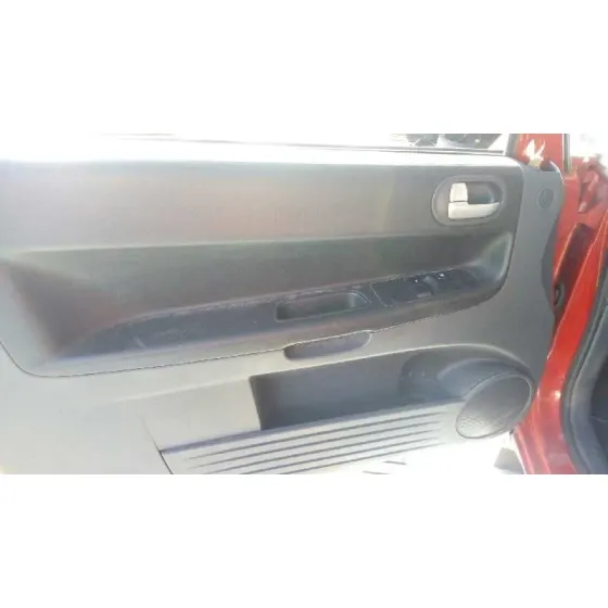 MITSUBISHI COLT BERLINA 5 (Z30A) '2005 1.3 INFORM (D) ROJO