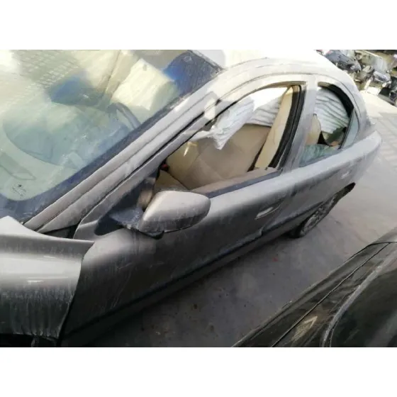 VOLVO S60 BERLINA '2003 2.4 DIESEL CAT GRIS