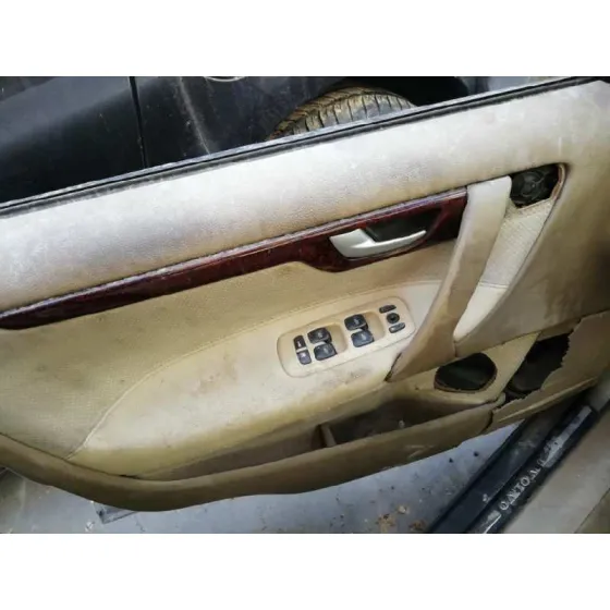 VOLVO S60 BERLINA '2003 2.4 DIESEL CAT GRIS