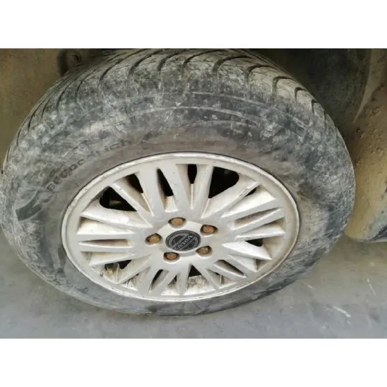VOLVO S60 BERLINA '2003 2.4 DIESEL CAT GRIS