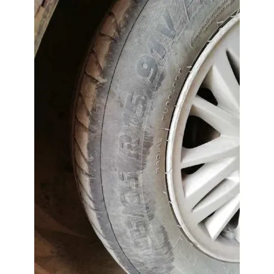 VOLVO S60 BERLINA '2003 2.4 DIESEL CAT GRIS