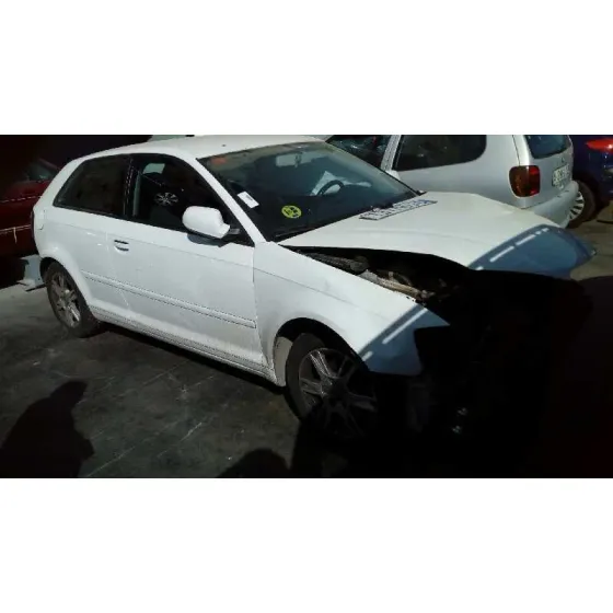 AUDI A3 (8P) '2010 1.6 TDI AMBIENTE BLANCO