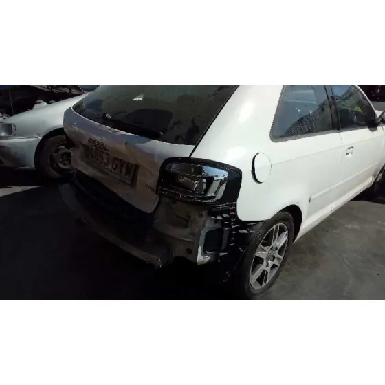 AUDI A3 (8P) '2010 1.6 TDI AMBIENTE BLANCO