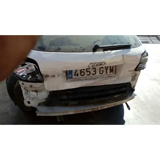 AUDI A3 (8P) '2010 1.6 TDI AMBIENTE BLANCO
