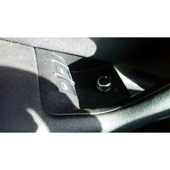 AUDI A3 (8P) '2010 1.6 TDI AMBIENTE BLANCO