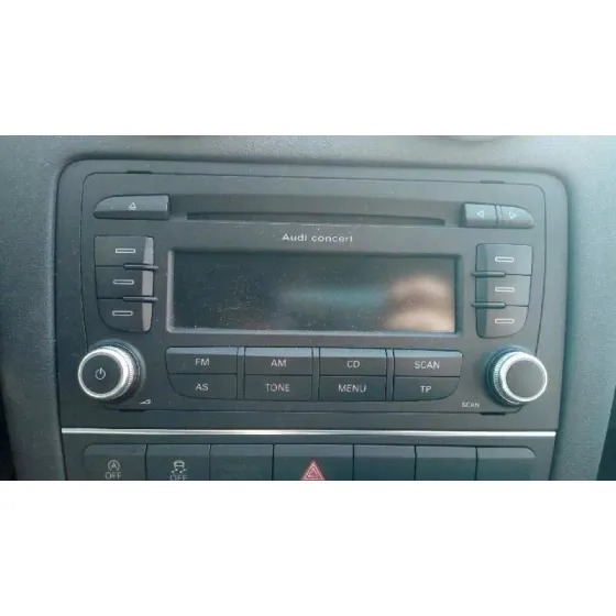 AUDI A3 (8P) '2010 1.6 TDI AMBIENTE BLANCO