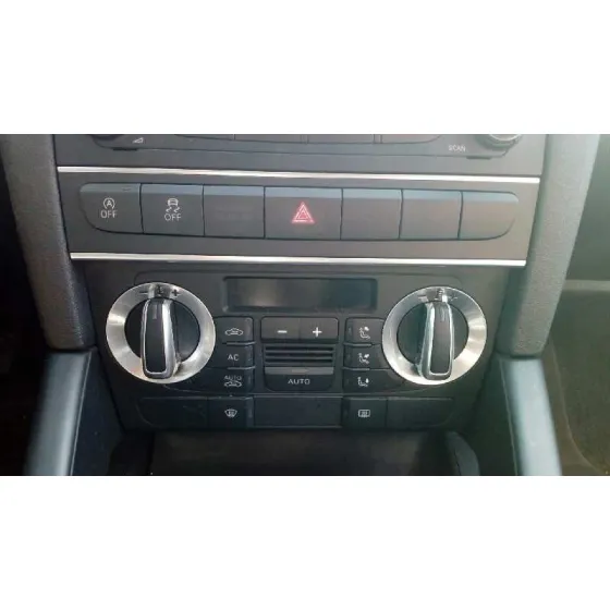 AUDI A3 (8P) '2010 1.6 TDI AMBIENTE BLANCO