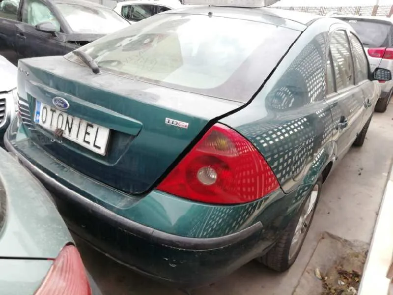 FORD MONDEO BERLINA (GE) FORD MONDEO BERLINA (GE) '2003 AMBIENTE VERDE 2001