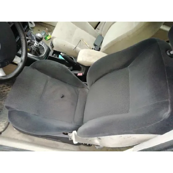 FORD MONDEO BERLINA (GE) '2003 AMBIENTE VERDE