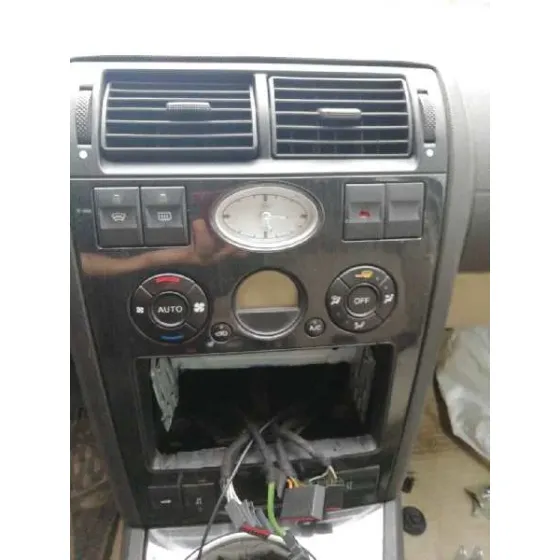 FORD MONDEO BERLINA (GE) '2003 AMBIENTE VERDE