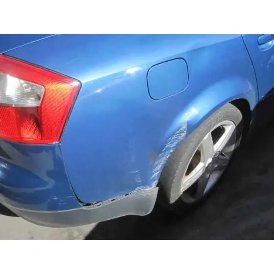 AUDI A4 BERLINA (8E) '2001 2.5 TDI QUATTRO (132KW) AZUL