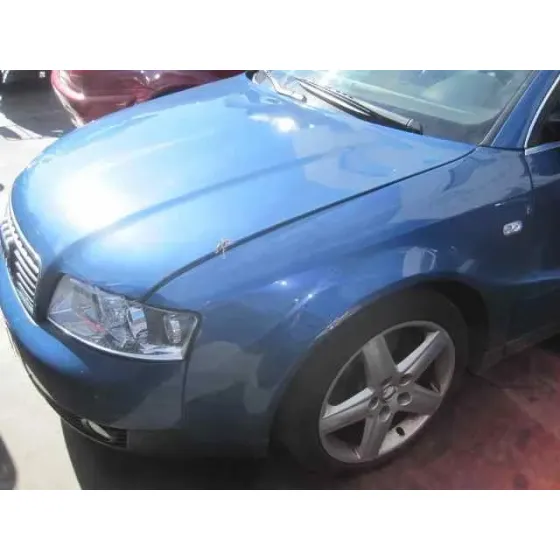 AUDI A4 BERLINA (8E) '2001 2.5 TDI QUATTRO (132KW) AZUL