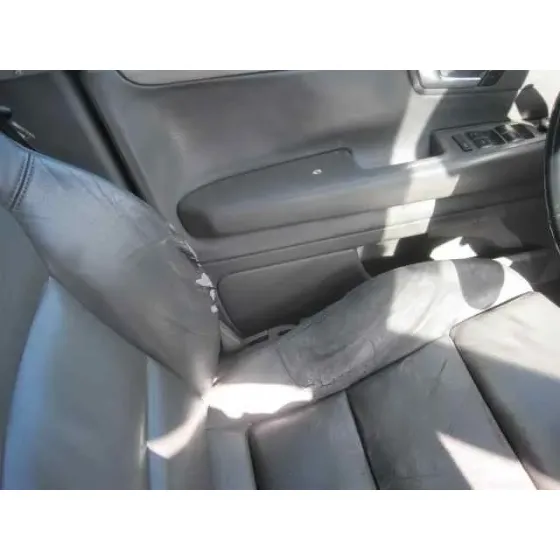 AUDI A4 BERLINA (8E) '2001 2.5 TDI QUATTRO (132KW) AZUL
