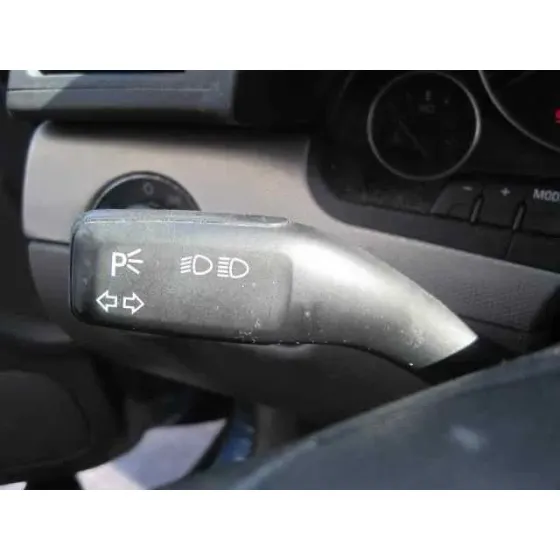 AUDI A4 BERLINA (8E) '2001 2.5 TDI QUATTRO (132KW) AZUL