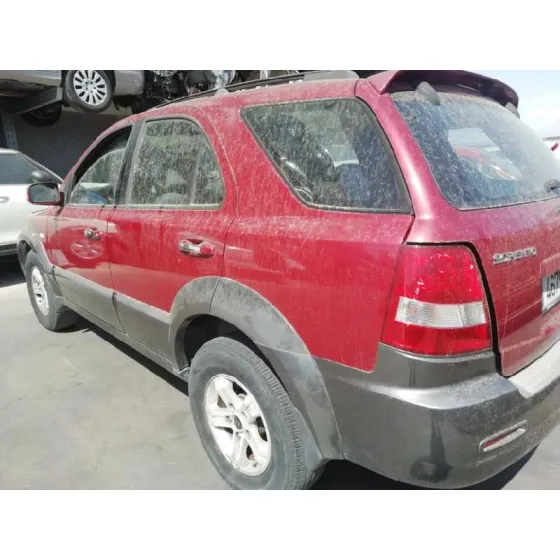 KIA SORENTO '2003 2.5 CRDI CONCEPT ROJO