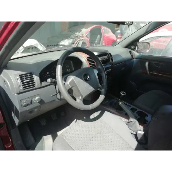 KIA SORENTO '2003 2.5 CRDI CONCEPT ROJO