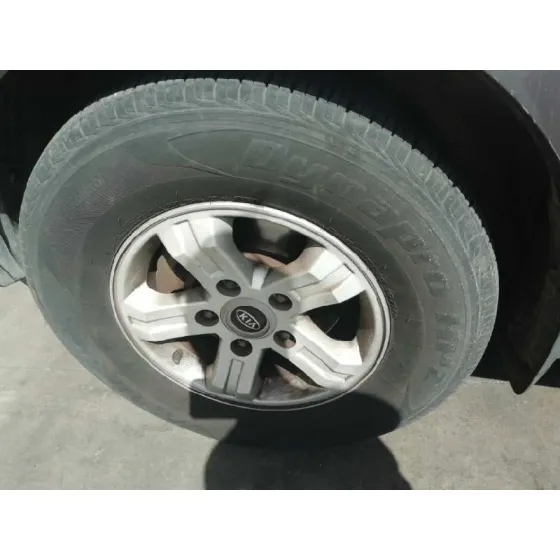 KIA SORENTO '2003 2.5 CRDI CONCEPT ROJO