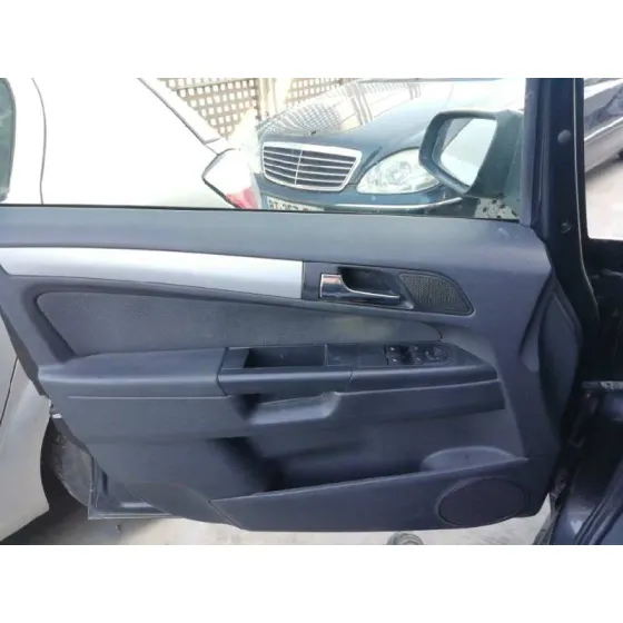 OPEL ZAFIRA B '2005 COSMO NEGRO