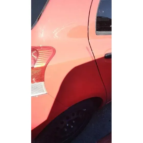 TOYOTA YARIS '2010 LIVE ROJO