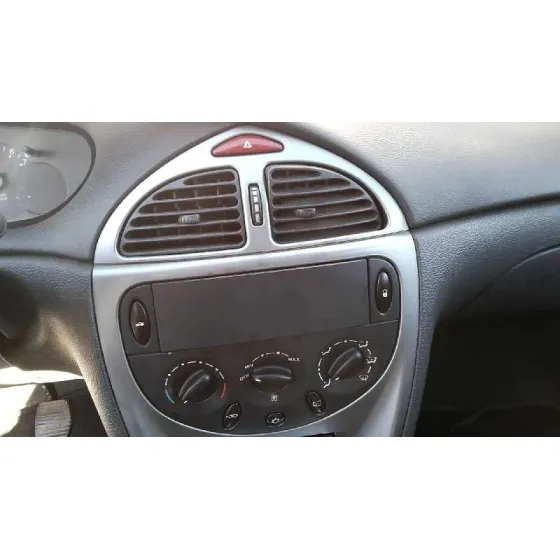 CITROEN C5 BERLINA '2003 1.8 16V VIVACE AZUL