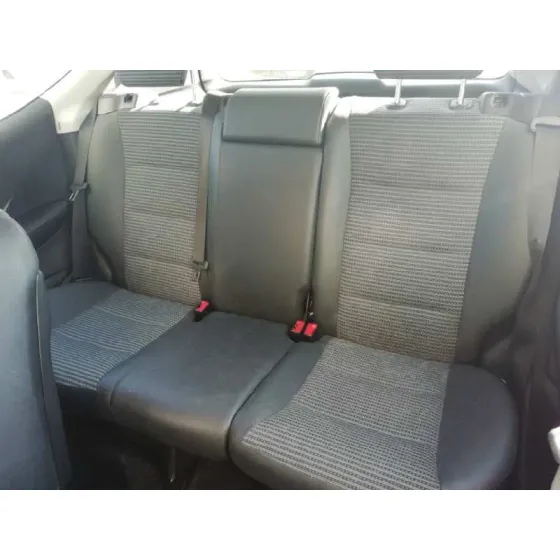 MERCEDES CLASE A (W169) '2010 A 160 BE RED & BLACK (169.331) GRIS